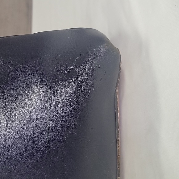 Patricia Nash Navy Blue Leather Crossbody Shoulder Bag - Picture 6 of 16